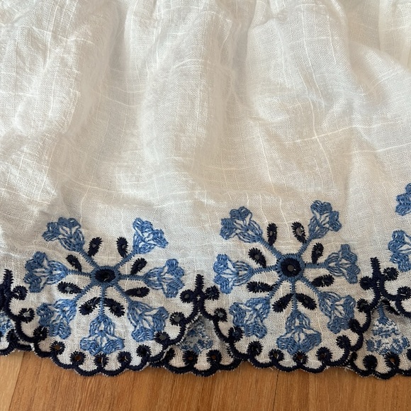 Max Studio Embroidered Blouse - Picture 15 of 15